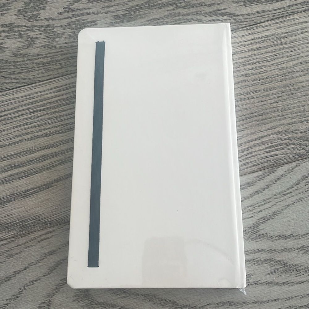 Fendi Notebook - Picture 2 of 2